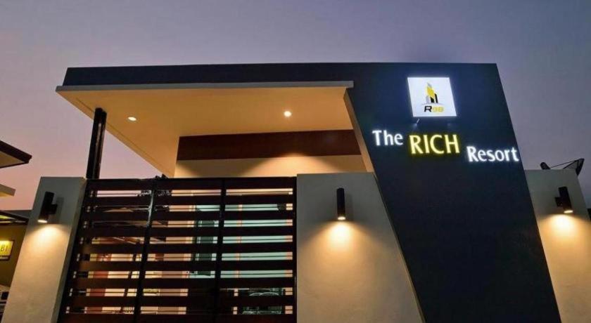 The Rich Resort Ao Nang Екстериор снимка